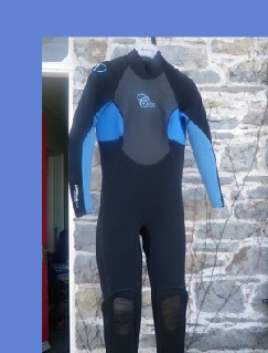 Ladies get ladies suits.